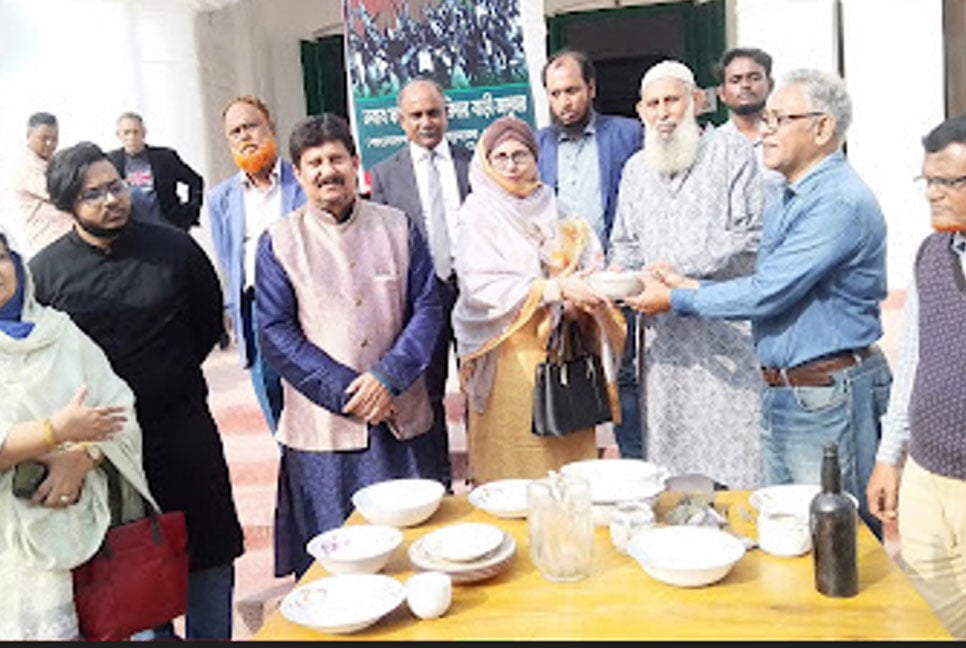 নওয়াব ফয়জুন্নেছার ব্যবহৃত জিনিসপত্র জাদুঘরে হস্তান্তর