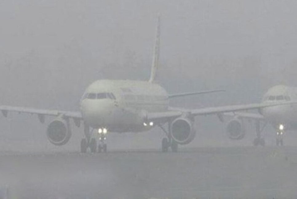 ঘন কুয়াশায় ১২টি ফ্লাইটের শিডিউল বিপর্যয়