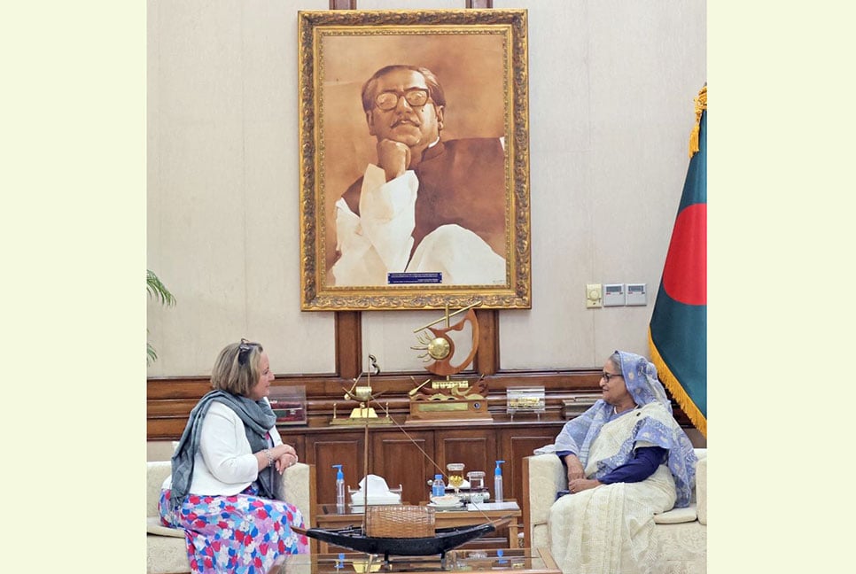 রোহিঙ্গা প্রত্যাবাসনে যুক্তরাজ্যের সহায়তা চেয়েছেন প্রধানমন্ত্রী