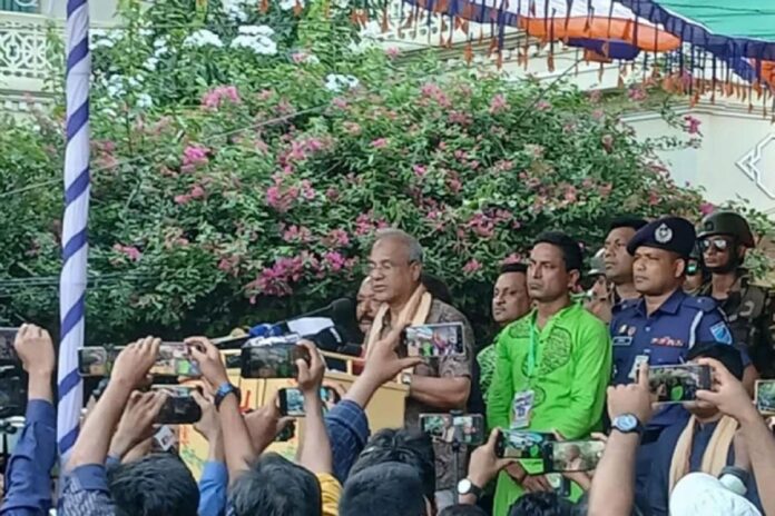 আগের চেয়ে আইনশৃঙ্খলা পরিস্থিতির অনেক উন্নতি হয়েছে : স্বরাষ্ট্র উপদেষ্টা