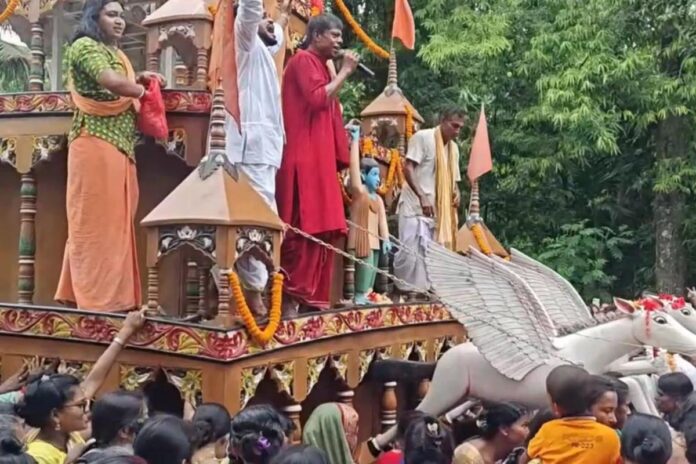 বাগেরহাটে শতবর্ষের ঐতিহ্যবাহী রথযাত্রা শুরু, ১৫ দিনব্যাপী মেলায় উৎসবের আমেজ