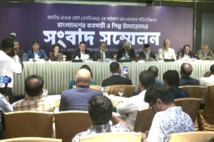 এনবিআরে অচলাবস্থা : বড় ক্ষতির মুখে ব্যবসায়ীরা