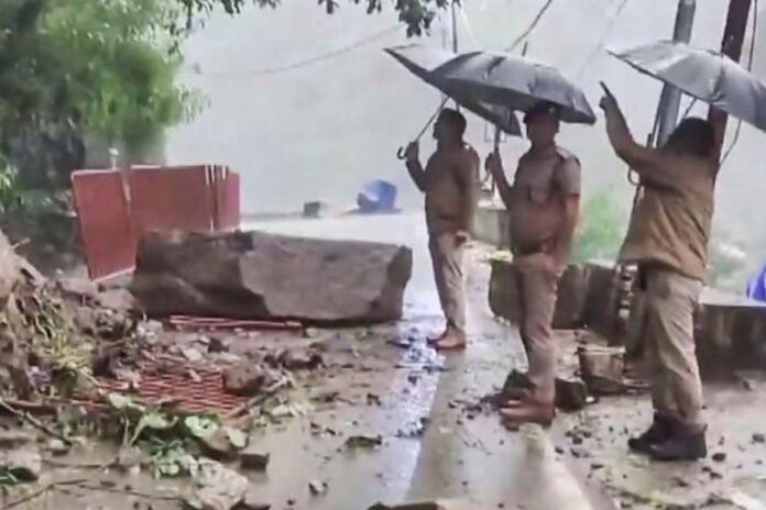 ভারতের উত্তরাখণ্ডে আকস্মিক বন্যায় নিহত ২, নিখোঁজ ৭