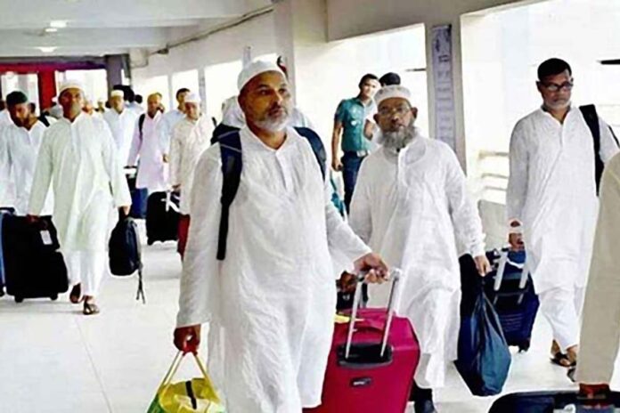 হজ শেষে ফিরেছেন ৬০ হাজার ৫১৩ হাজি