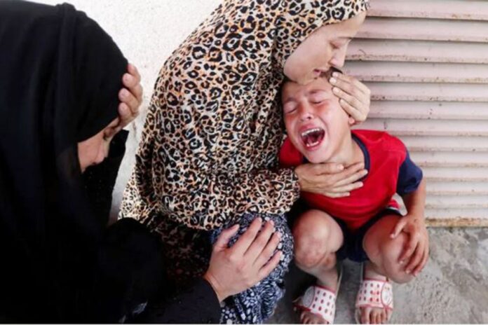 গাজায় পুষ্টি সহায়তা নিতে আসা শিশুদের ওপর হামলা, নিহত ১৫