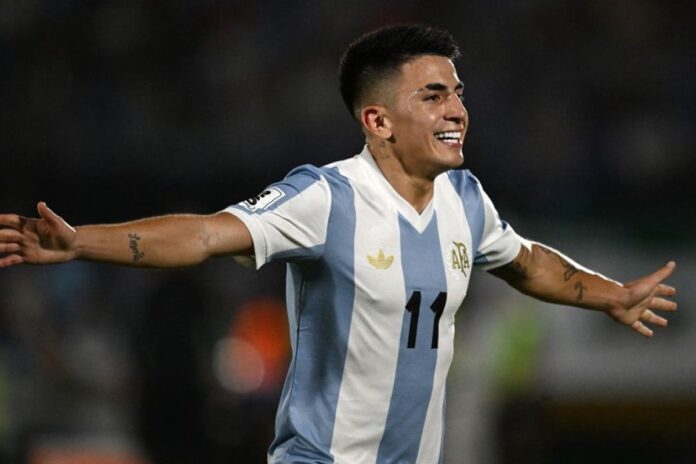 আর্জেন্টিনার বিশ্বকাপজয়ী মিডফিল্ডারকে দলে টানছে অ্যাতলেটিকো