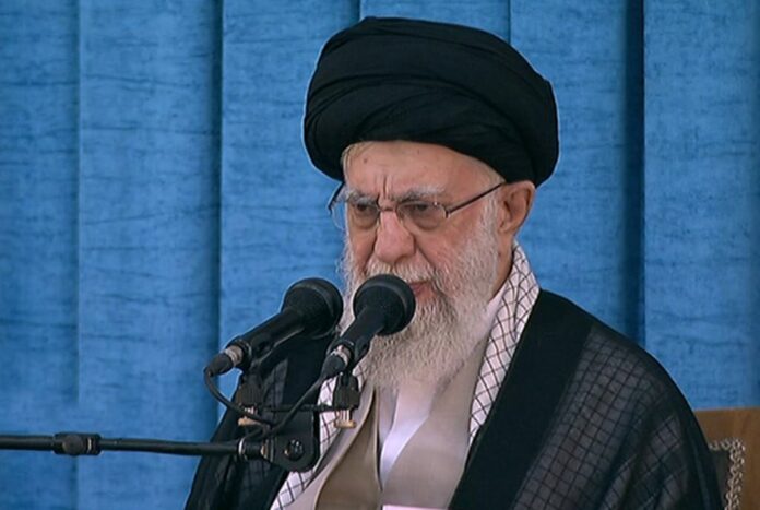 ইরান আরও কঠোর জবাব দিতে প্রস্তুত, আয়াতুল্লাহ খামেনির হুঁশিয়ারি