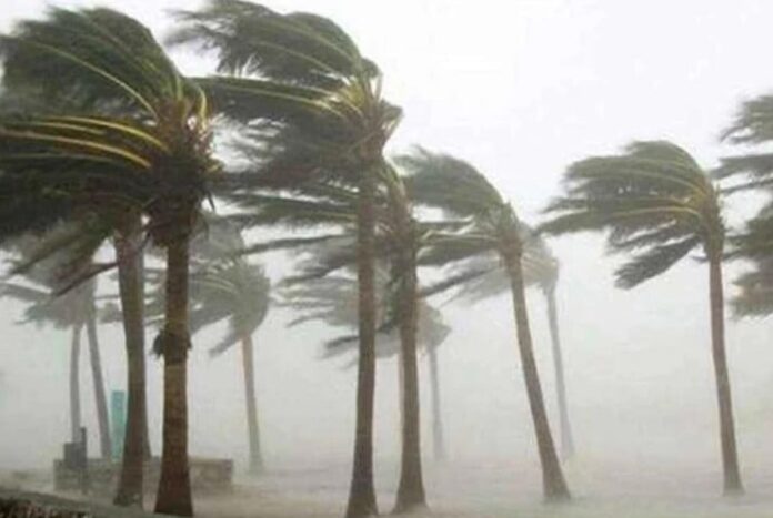 1752719474-d99119ca42e35bfa7fbc7fba9ab1d88a দুপুরের মধ্যে যেসব জেলায় হতে পারে ঝড়বৃষ্টি