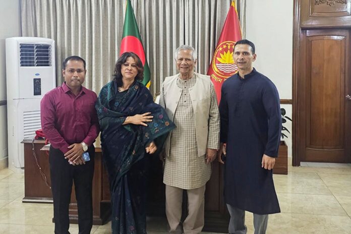 প্রধান উপদেষ্টার সঙ্গে দেখা করলেন শারমিন আহমদ ও সোহেল তাজ