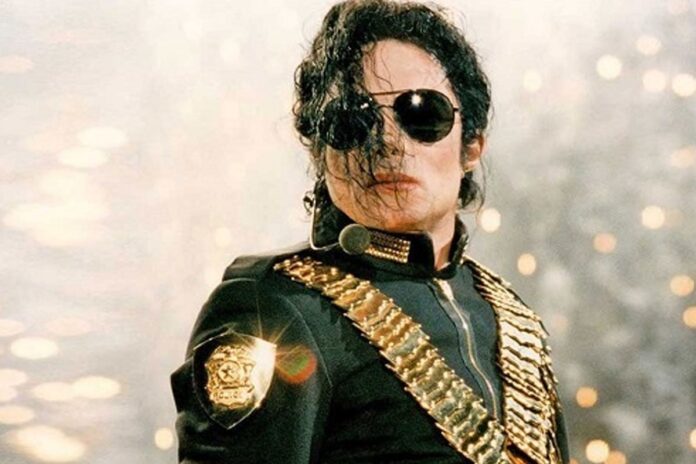 এপ্রিলেই আসছে মাইকেল জ্যাকসন!
