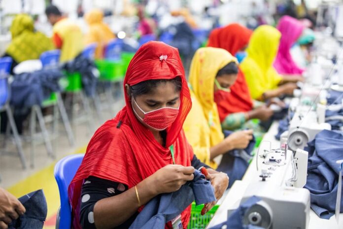 1753388448-6a833962cd04254bd13632042bdcd295 প্রতিযোগীদের কম শুল্কই বড় চ্যালেঞ্জ