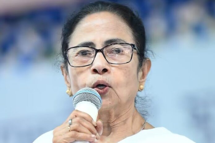 ‌‘ভাষা আন্দোলনের’ ডাক দিলেন মমতা
