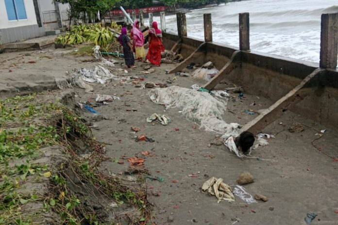 সেন্ট মার্টিনে হঠাৎ জোয়ার, প্লাবিত তিনটি পাড়া