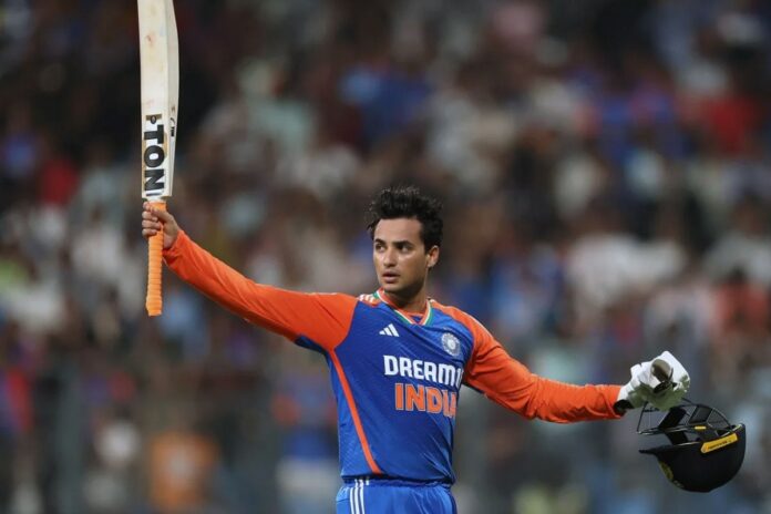 পাঁচ মাস না খেলেও র‌্যাংকিংয়ের শীর্ষে অভিষেক