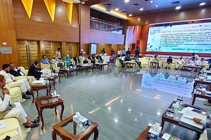 পিআর পদ্ধতিতে সংসদের উচ্চকক্ষ গঠনের সিদ্ধান্ত কমিশনের, আলোচনায় উত্তেজনা