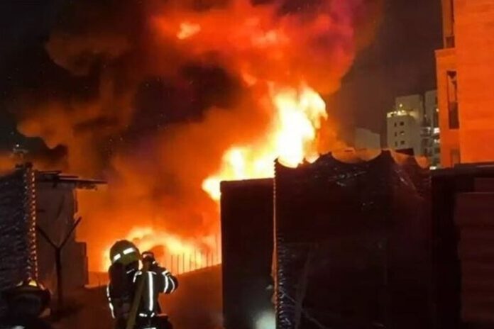 1754045330-18e2999891374a475d0687ca9f989d83 ১০ দিন ধরে ইসরায়েলের নানা স্থানে রহস্যময় আগুন-বিস্ফোরণ