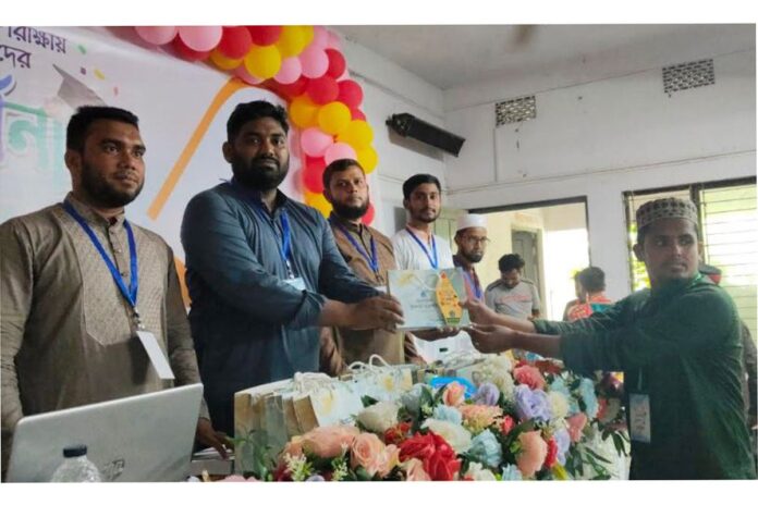 1754057470-8ff71b586ac6d917bd88bdeb172d03ad কুড়িগ্রামে ২৫০ জিপিএ-৫ প্রাপ্ত শিক্ষার্থীকে ছাত্রশিবিরের সংবর্ধনা