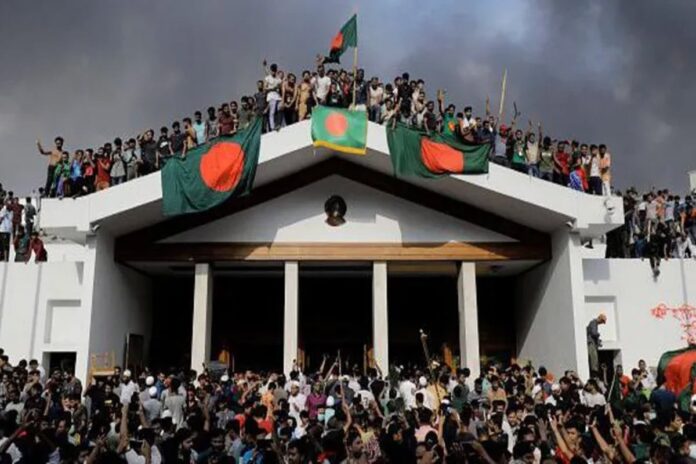 জুলাই ঘোষণাপত্রের খসড়া চূড়ান্ত, ৫ আগস্ট জাতির সামনে উপস্থাপন