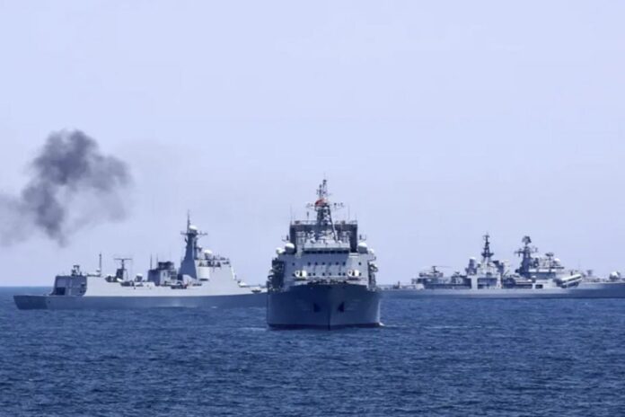 জাপান সাগরে চীন ও রাশিয়ার যৌথ সামরিক মহড়া শুরু