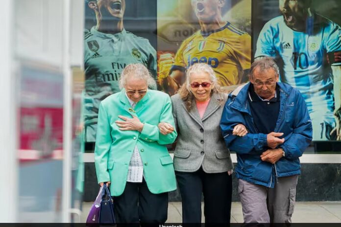 প্রোটিন বিশ্লেষণে মিলল বার্ধক্যের মোড় ঘোরার সময়