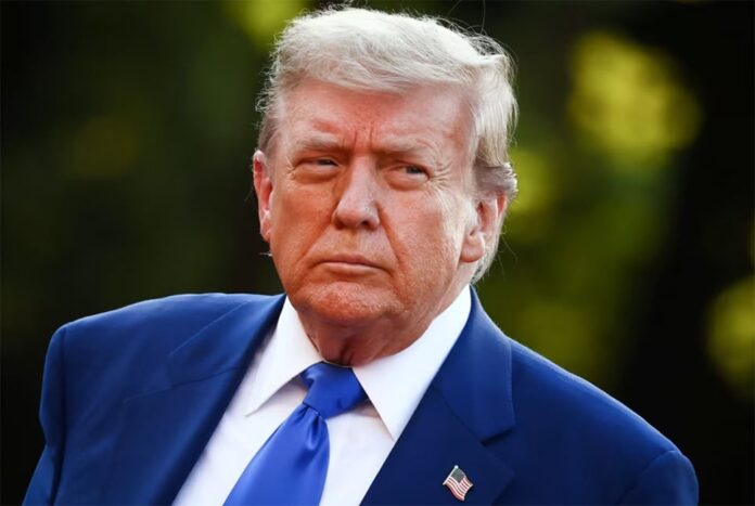 প্রথম দফাতেই শুল্ক আরোপের সিদ্ধান্ত নেন ট্রাম্প, বাধা হয়ে দাঁড়ায় কোভিড