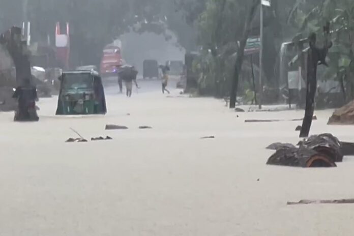 ঢাকাসহ ৫ বিভাগে ভারি বৃষ্টি সম্ভাবনা