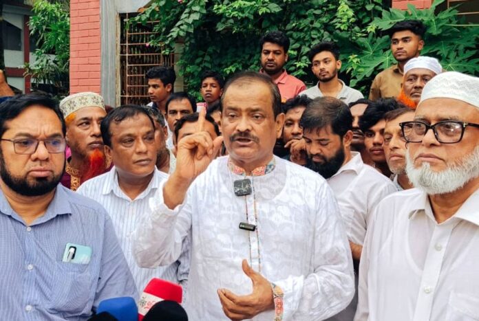 'আওয়ামী লীগের লোকজনের ইউনিয়ন ও গ্রামপর্যায়ে সম্পদের হিসাব নিতে হবে দুদকের মাধ্যমে'