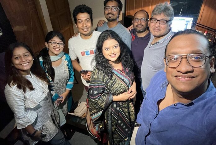 মুশফিকুল ফজল আনসারীর কথায় বিটিভিতে থিম সং