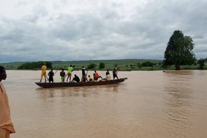 1755484010-4f143cb0f1b4778dd51b92d368cbe469 নাইজেরিয়ায় নৌকা ডুবে নিখোঁজ ৪০