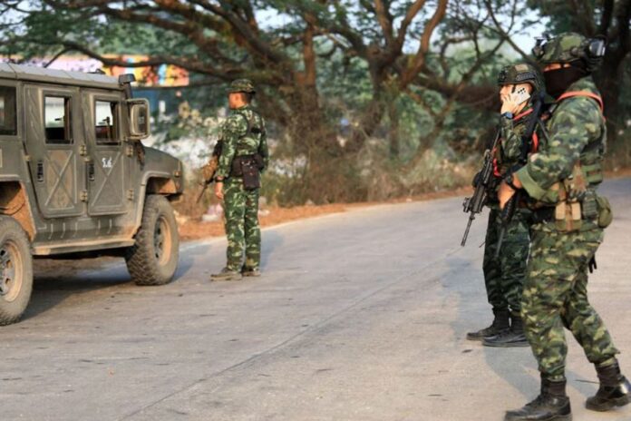 মিয়ানমারে নির্বাচনের আগে থাই সীমান্ত দিয়ে বাণিজ্য বন্ধ