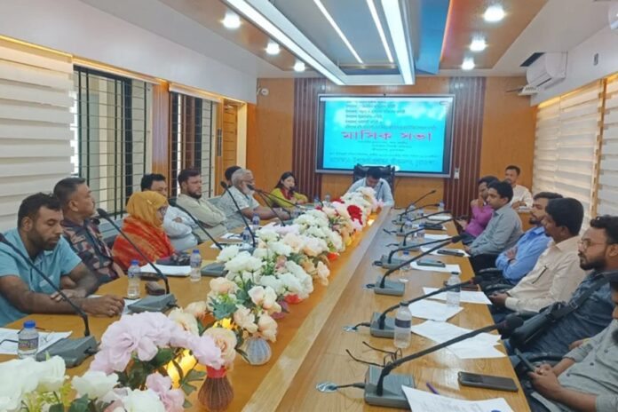 1755637272-be609f91ccff7ad1575bd9dd056ad113 স্কুল-কলেজে শিক্ষার্থীদের মোবাইল ব্যবহার নিষিদ্ধ