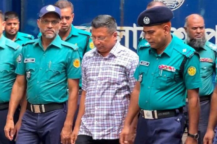 1755666918-e62d1c2c17c4439290e12b492e20b87c ট্রাইব্যুনালে সাবেক আইজিপি মামুন