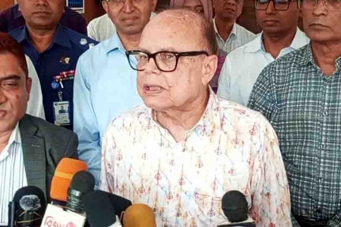 বাজার স্থিতিশীল রাখতে চাল আমদানি করা হচ্ছে : খাদ্য উপদেষ্টা