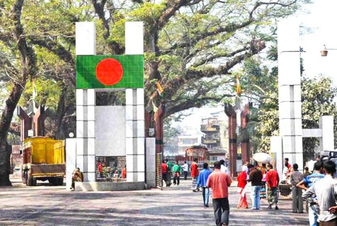 চার মাস পর বেনাপোল স্থলবন্দর দিয়ে চাল আমদানি শুরু