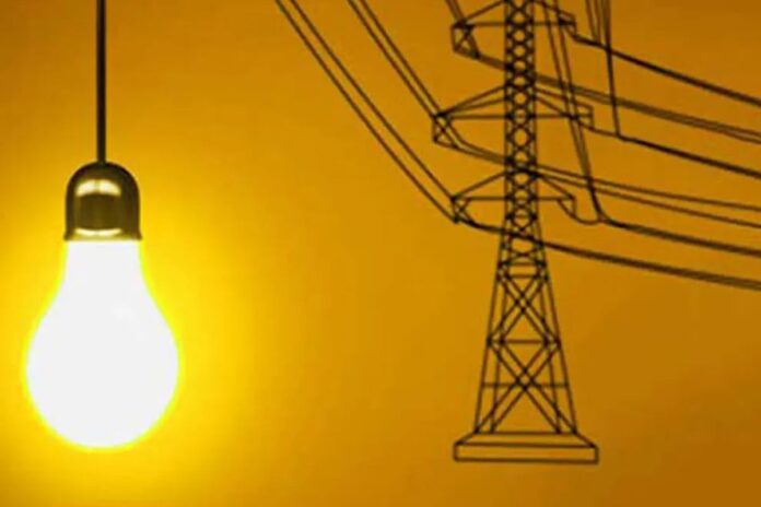 1756573096-40290b520804ea5a31ff258c39483e7a সাবমেরিন ক্যাবল ছিঁড়ে ৫ দিন ধরে বিদ্যুতবিহীন মেহেন্দিগঞ্জ