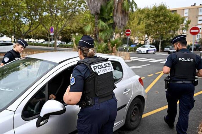 ফ্রান্সে ভিড়ের মধ্যে গাড়ি চাপায় নিহত ১, আহত ৫