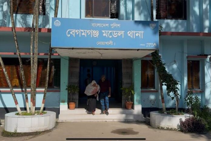 বেগমগঞ্জে মাকে লাঠি দিয়ে বেধড়ক পেটালো সন্তান