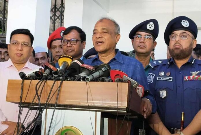 নির্বাচনে নৌবাহিনী-বিমানবাহিনীর সদস্যরাও দায়িত্বে থাকবে: স্বরাষ্ট্র উপদেষ্টা