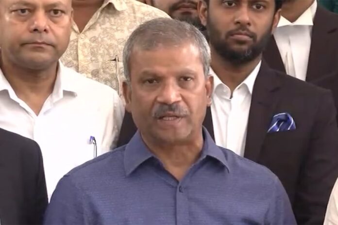 জুলাই-আগস্টের হত্যাযজ্ঞের বিচারের গতি সন্তোষজনক : আইন উপদেষ্টা