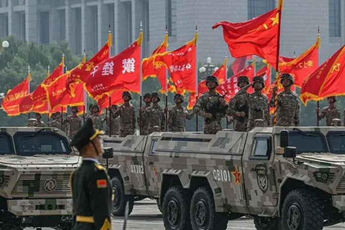 চীনের সামরিক মহড়া: ট্রাম্পের উচ্চ-ঝুঁকিপূর্ণ বাণিজ্য নীতির বিপদ স্পষ্ট