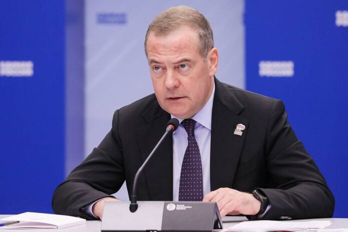 1756995786-7963cbe9bf19b98d6428e236cc7f8d22 ইউক্রেনের ভূমি দিয়েই পশ্চিমাদের জব্দকৃত সম্পদ ফিরিয়ে আনা হবে: রাশিয়া