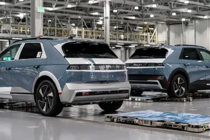 1757079177-9414a8f5b810972c3c9a0e2860c07532 হুন্দাই কারখানায় ট্রাম্প বাহিনীর অভিযান, ক্ষেপেছে দক্ষিণ কোরিয়া