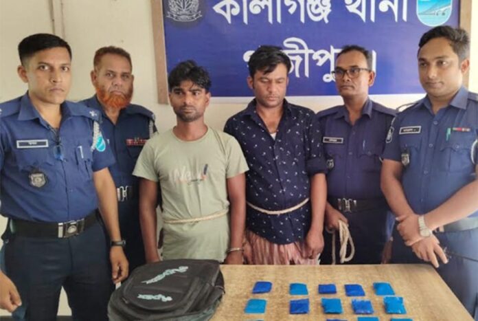 1757083528-d910c0bfa749cd12cea822ced3c1f8b7 গাজীপুরে দুই মাদক কারবারি গ্রেফতার