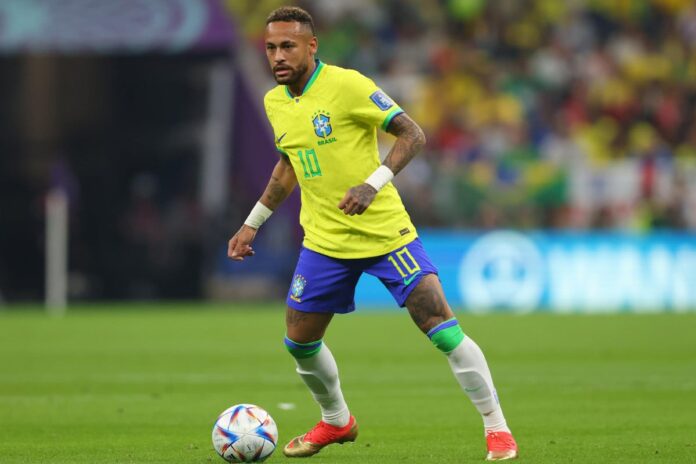 ‘নেইমার শিগগিরই দলে ফিরে ব্রাজিলকে বিশ্বকাপ জেতাবে’