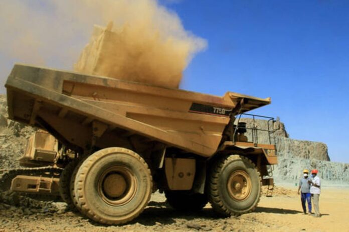 সুদানে স্বর্ণের খনি ধসে ৬ জনের মৃত্যু, আটকা পড়েছেন ২০ জন