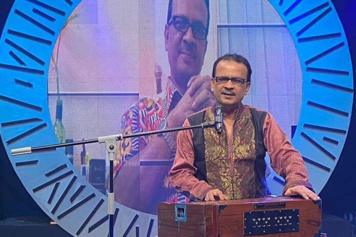 1757932298-f9de2b325b48d5533915d00400904685 বিটিভিতে আজ আদনান বাবুর একক অনুষ্ঠান “রংধনু রং”