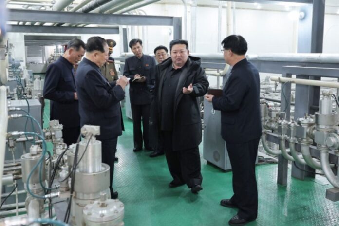 1757934686-5f6c4bf6e4a3ca870601f408d3c9e407 পারমাণবিক অস্ত্রই মার্কিন হুমকি থেকে রক্ষার অবশ্যম্ভাবী বিকল্প: উত্তর কোরিয়া