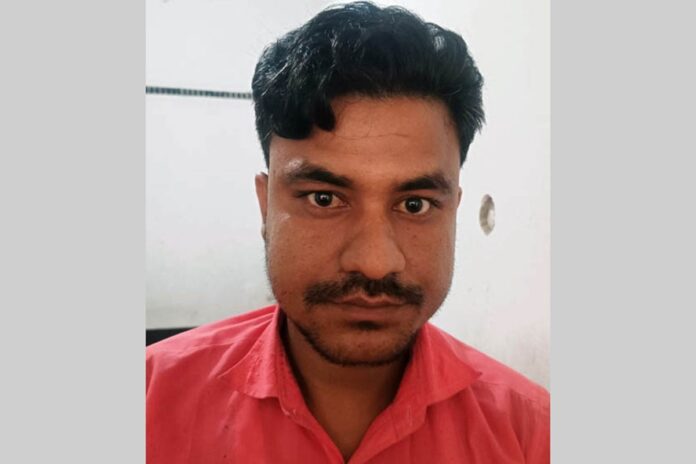 1757944874-392b88b7a877714ef72395cd8f580486 প্রেমিকাকে ধর্ষণের অভিযোগে কৃষক গ্রেপ্তার