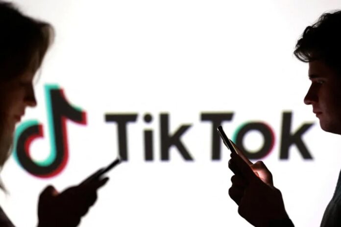 1757960477-edab7ba7e203cd7576d1200465194ea8 টিকটক নিয়ে চুক্তি, একাংশের মালিকানা পাচ্ছে আমেরিকার?