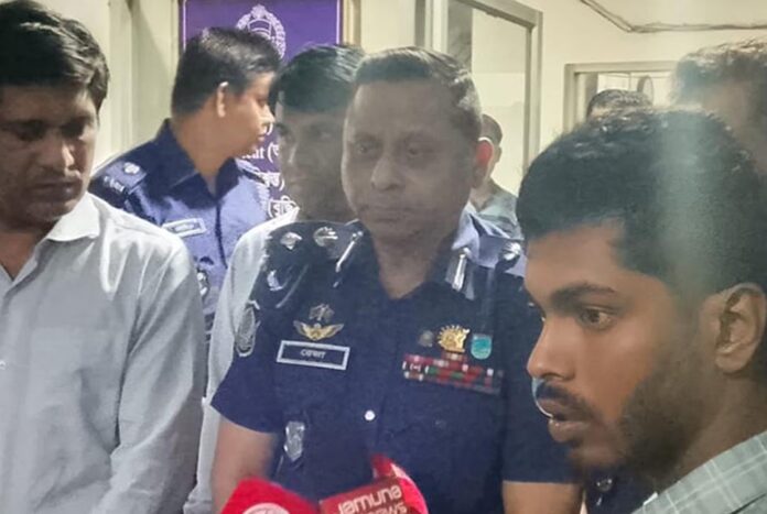 1758000763-1531249bb3b4931f928959105c490a3f ‘ভাঙ্গায় আন্দোলনে ফ্যাসিস্টরা ঢুকে সহিংসতা চালিয়েছে’